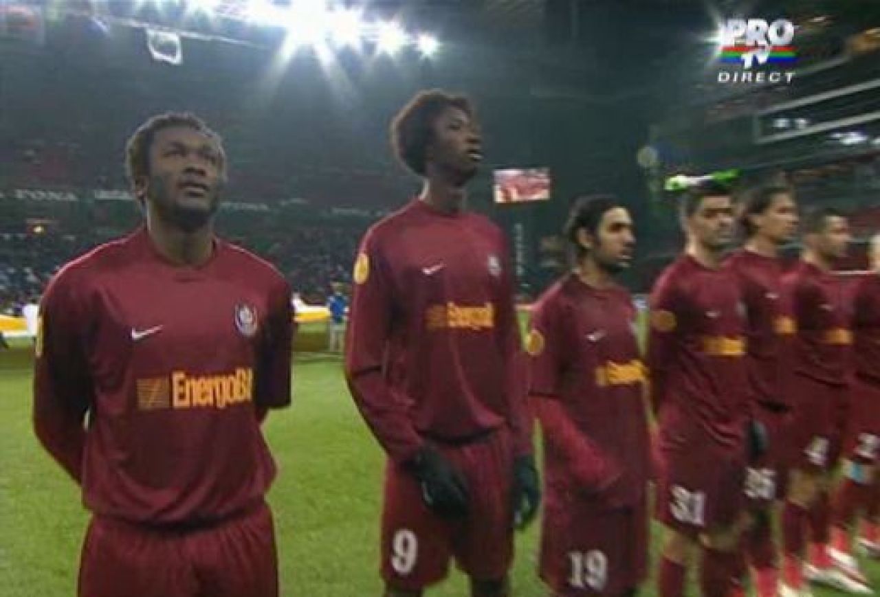 FOTO Traore i-a speriat pe danezi cu noua sa frizura!_2