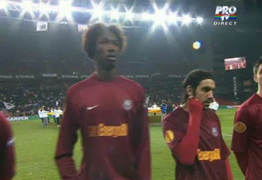 FOTO Traore i-a speriat pe danezi cu noua sa frizura!_5