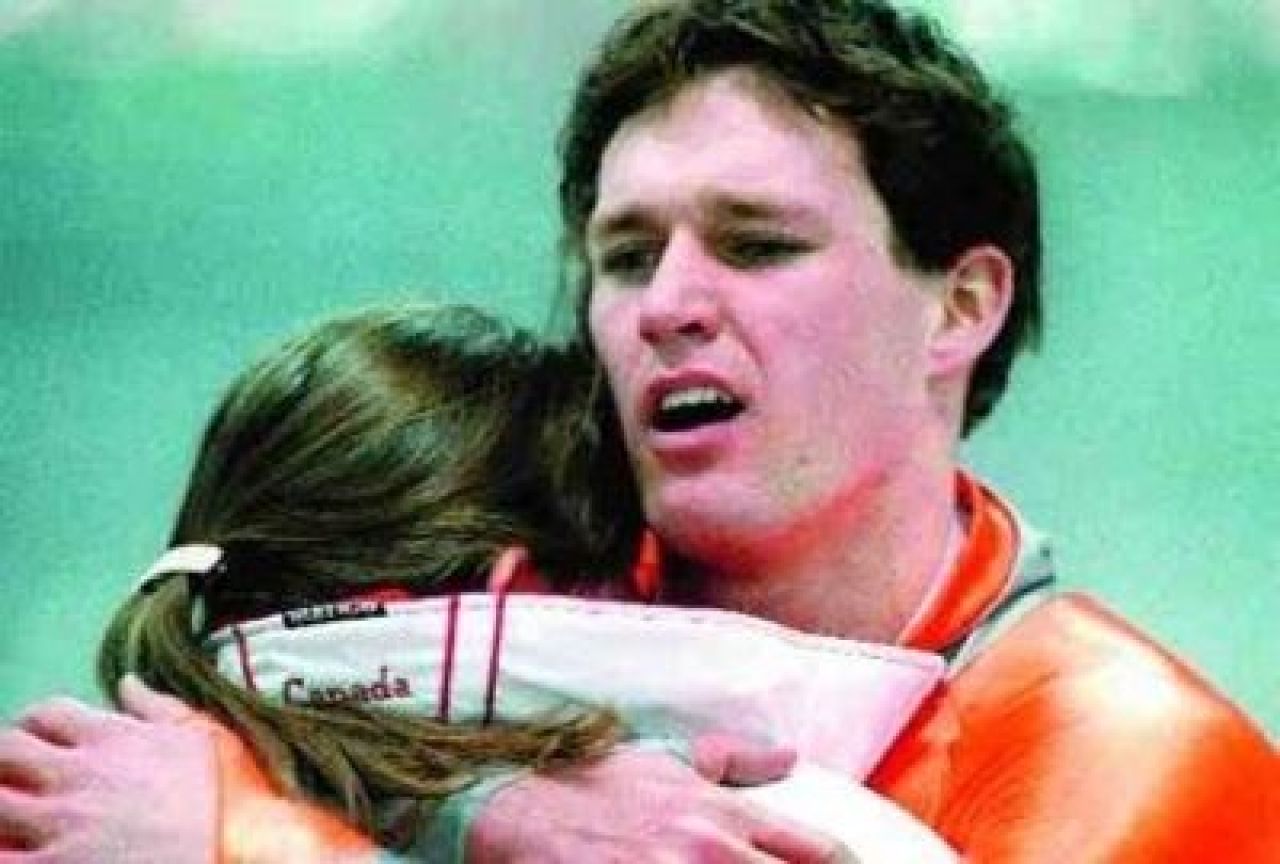 TOP 10 cele mai EMOTIONANTE MOMENTE de la Jocurile Olimpice!_2