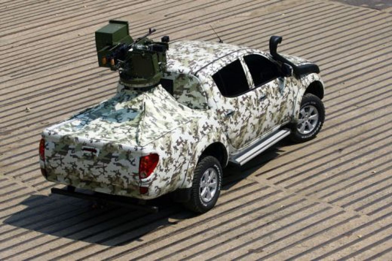 Armata este cu noi....sambata la ProMotor, cel mai rau L200 imbraca uniforma militara!_9