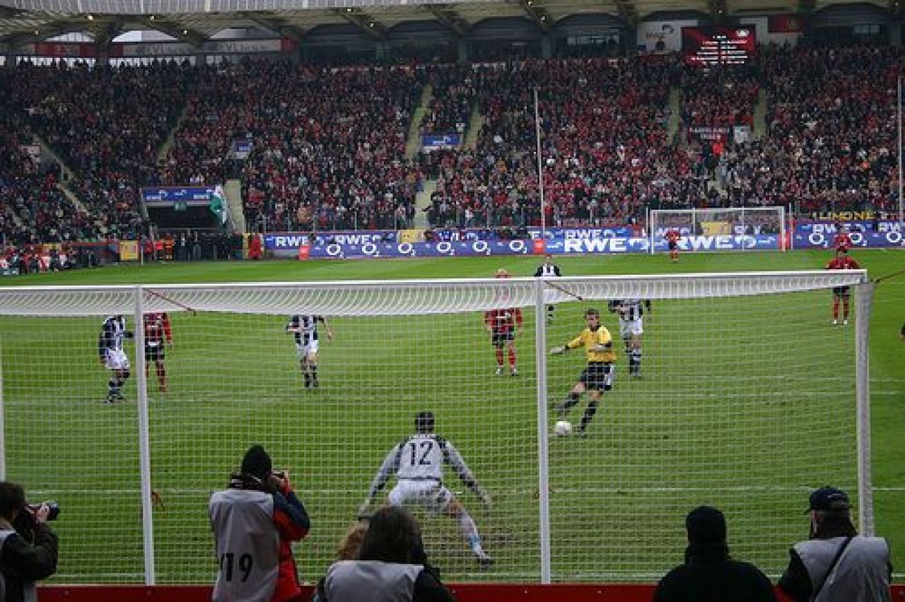Portarul Butt a marcat de 3 ori impotriva lui Juventus cu 3 echipe diferite! VIDEO:_11