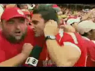 VIDEO / El este cel mai DEZAMAGIT fan din lume!