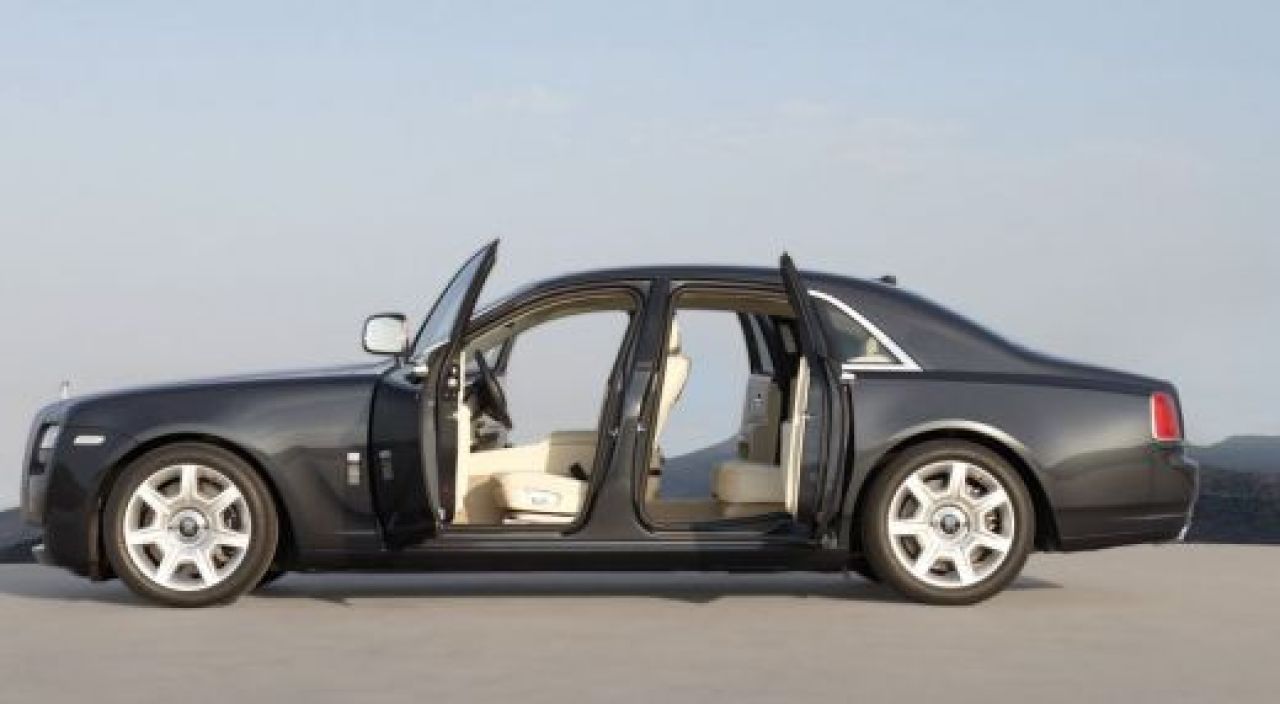 49555 de oameni au votat: Mercedes SLS AMG este cea mai tare supermasina a anului!_15
