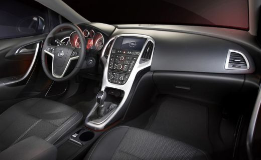 50975 de oameni au votat: Opel Astra este CEA MAI TARE masina a anului!_6