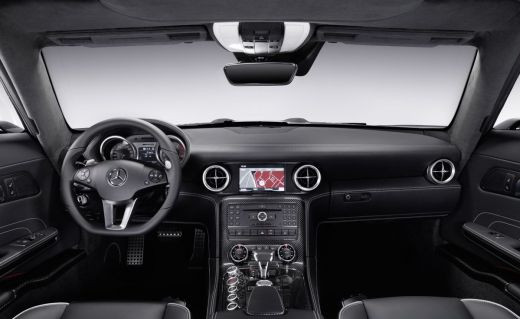 49555 de oameni au votat: Mercedes SLS AMG este cea mai tare supermasina a anului!_18