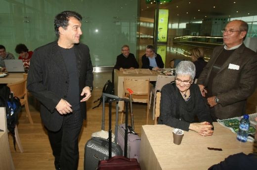 VIDEO / Barca, mai importanta ca un sef de stat la Abu Dhabi! Vezi cum au fost primiti Messi si Ibra:_9