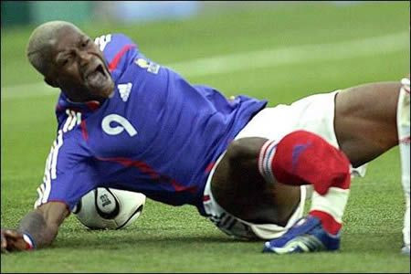 Cele mai GROAZNICE 12 accidentari din istoria fotbalului! VIDEO:_10