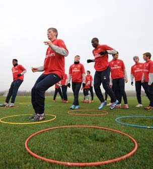 FOTO! Legile lui Wenger: Cele 3 lucruri INTERZISE in vestiarul juniorilor lui Arsenal!_4