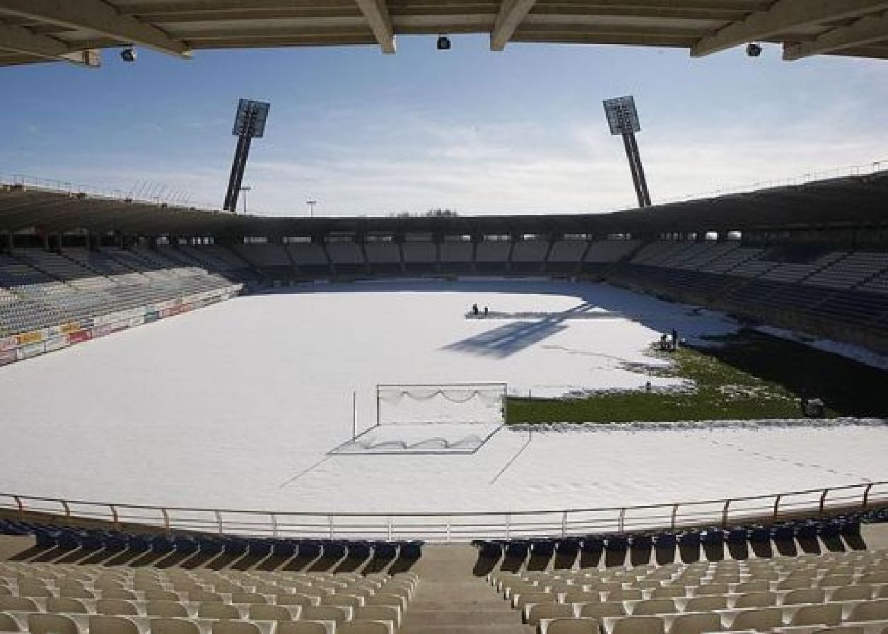 Bologna - Atalanta amanat! FOTO: Cum arata stadioanele din cauza ninsorii: