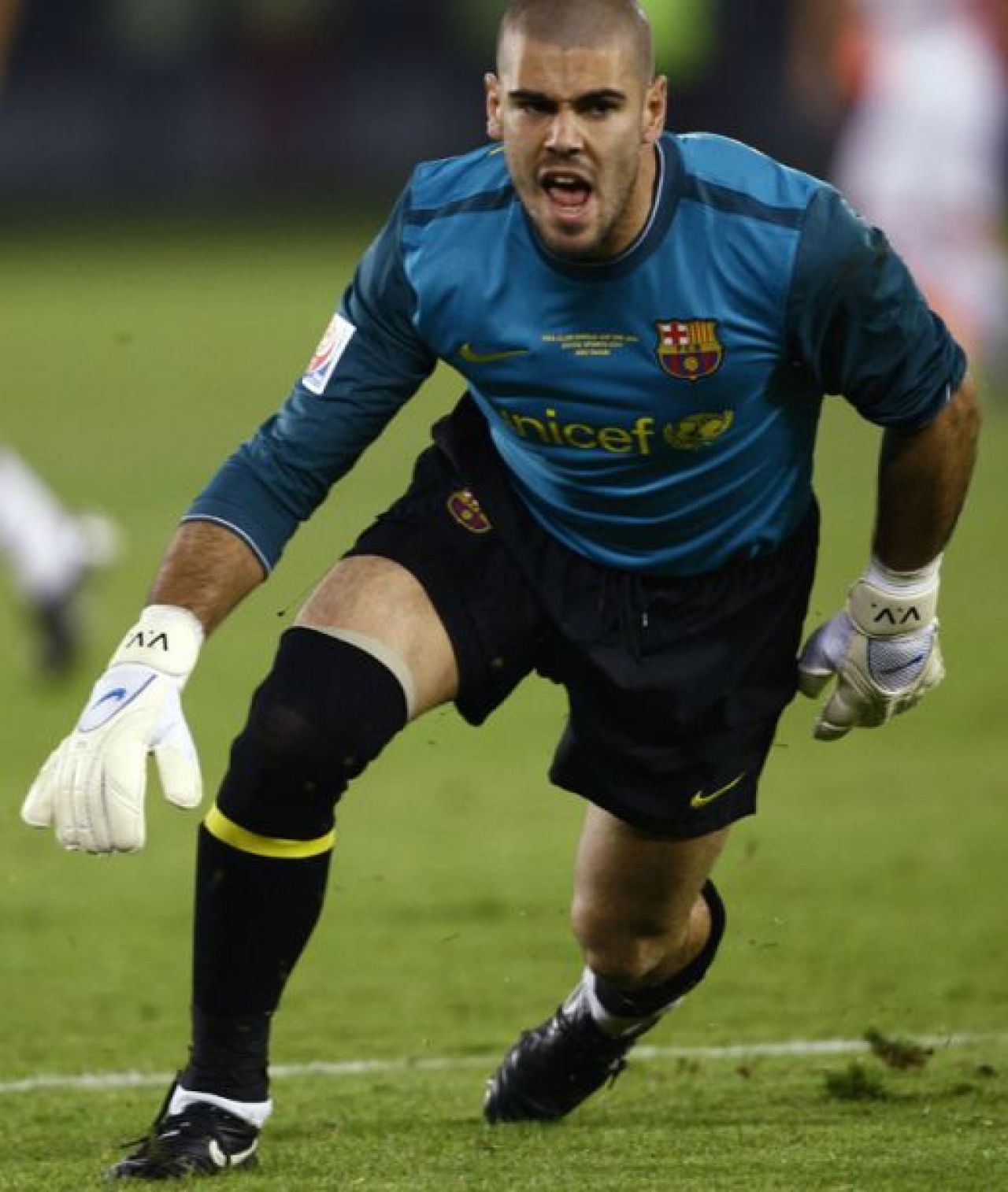 L10NEL MESSI si Barca intra in istorie: Barca 2-1 Estudiantes!_11