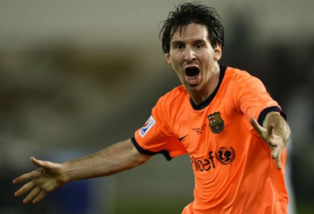 L10NEL MESSI si Barca intra in istorie: Barca 2-1 Estudiantes!_19