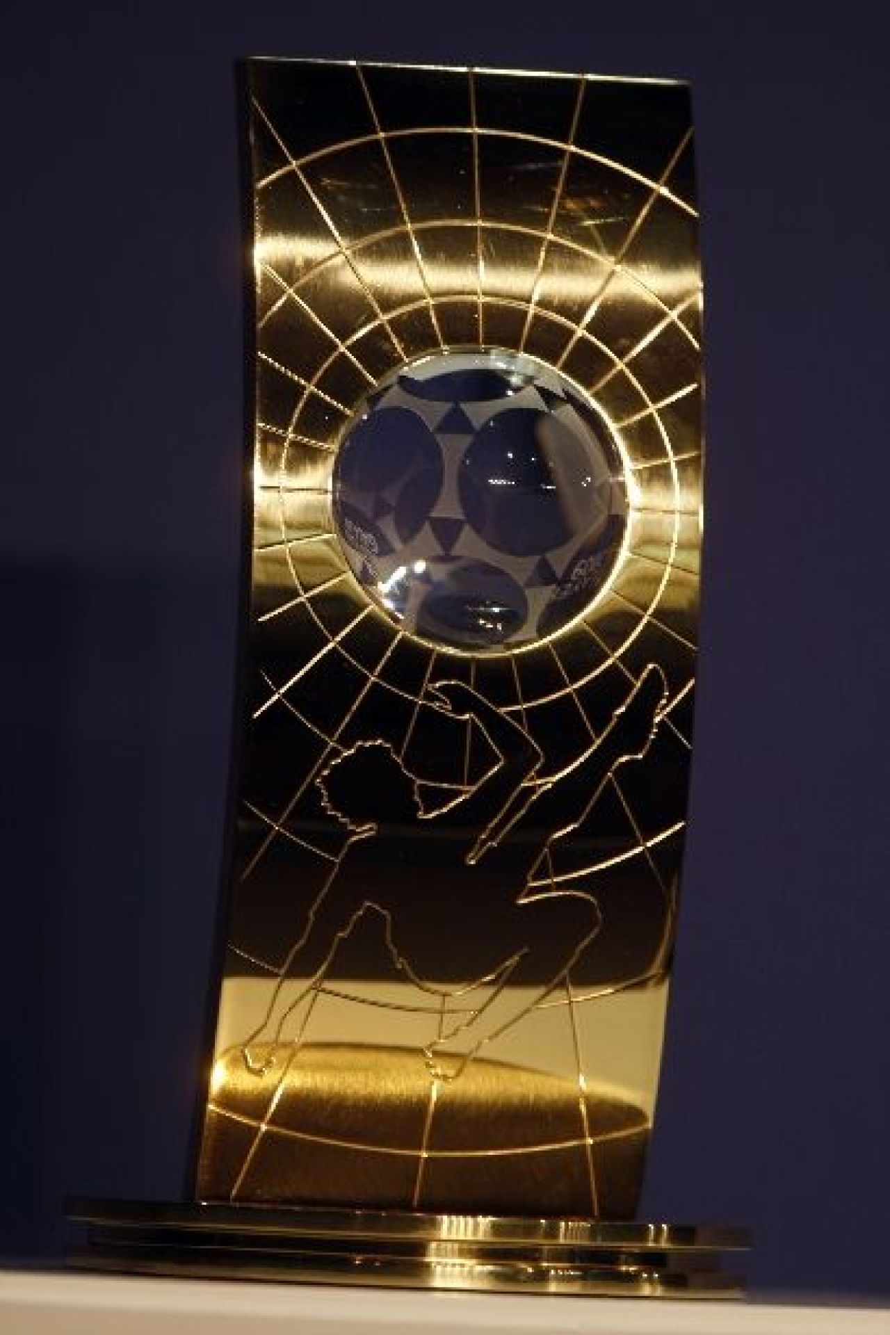 El este REGELE! Messi a castigat trofeul FIFA World Player 2009:_5