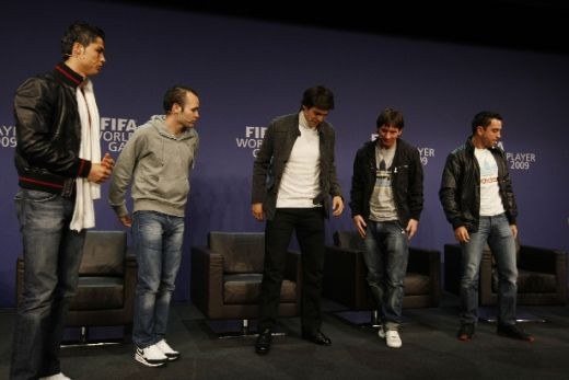 El este REGELE! Messi a castigat trofeul FIFA World Player 2009:_14