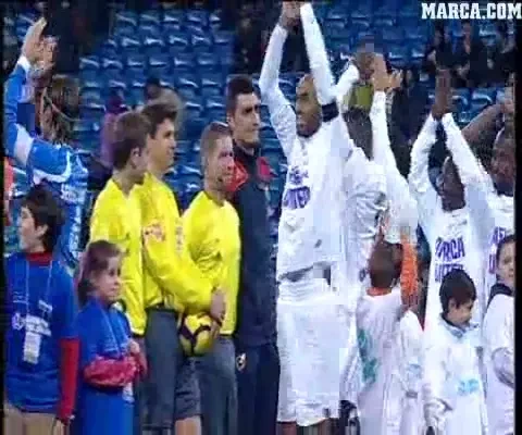 VIDEO Show total pe Bernabeu! Selectionata Primera 9-8 Africa United!