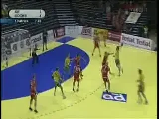 Incredibil!&nbsp;Asta e cel mai HAIOS&nbsp;gol din handbal!&nbsp;VIDEO: