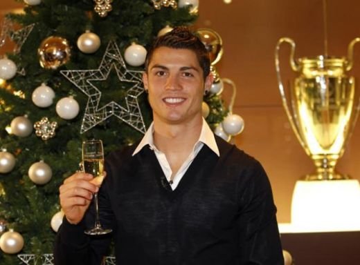 FOTO si VIDEO / Ronaldo, Kaka si Raul iti ureaza 