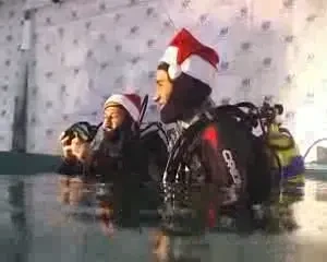 VIDEO / Bojan le-a spus fanilor Craciun fericit printre.. rechini!