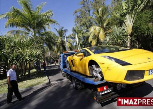 VIDEO Benzema a intrat cu un Lamborghini intr-un zid de beton!_5