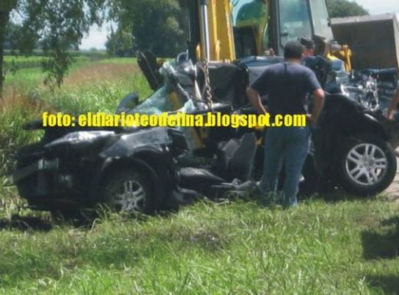 Tragedie in Argentina! Vedeta lui River a intrat cu masina intr-un copac! Trei persoane au murit! FOTO si VIDEO_4