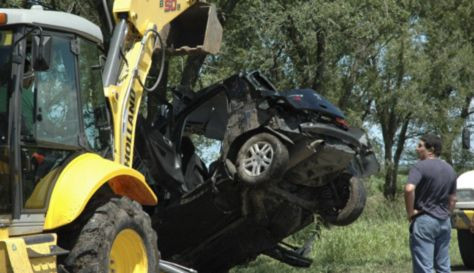 Tragedie in Argentina! Vedeta lui River a intrat cu masina intr-un copac! Trei persoane au murit! FOTO si VIDEO_5