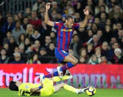 Prima surpriza pe 2010: Barcelona 1-1 Villarreal!_2