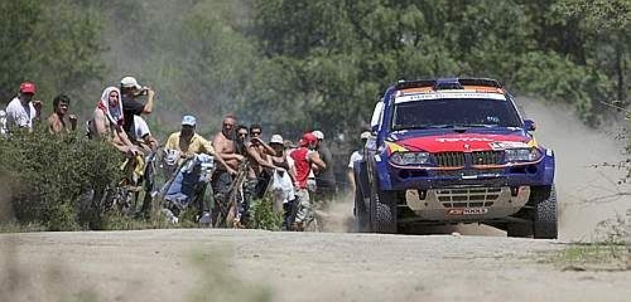 Accident tragic la Dakar: o femeie a murit si 4 persoane sunt ranite!_2