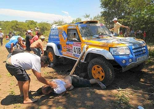 Accident tragic la Dakar: o femeie a murit si 4 persoane sunt ranite!_19