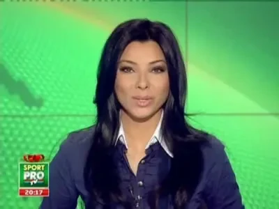 VIDEO INCENDIAR: Sharapova se antreneaza pe o plaja din Thailanda!