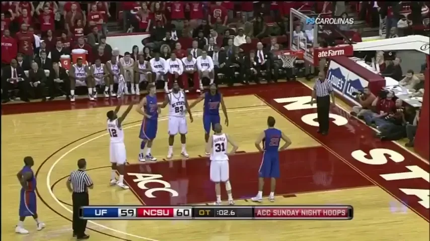 VIDEO! Super lovitura in baschet: un cos senzational de la 25 de metri in ultima secunda