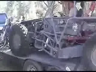 VIDEO:&nbsp; Lacusta offroad! VEZI aici un altfel de monster truck!