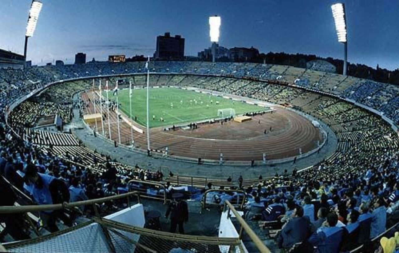 De la Bernabeu la Estadio Azteca. Vezi TOP 10 cele mai mari STADIOANE DE FOTBAL_9