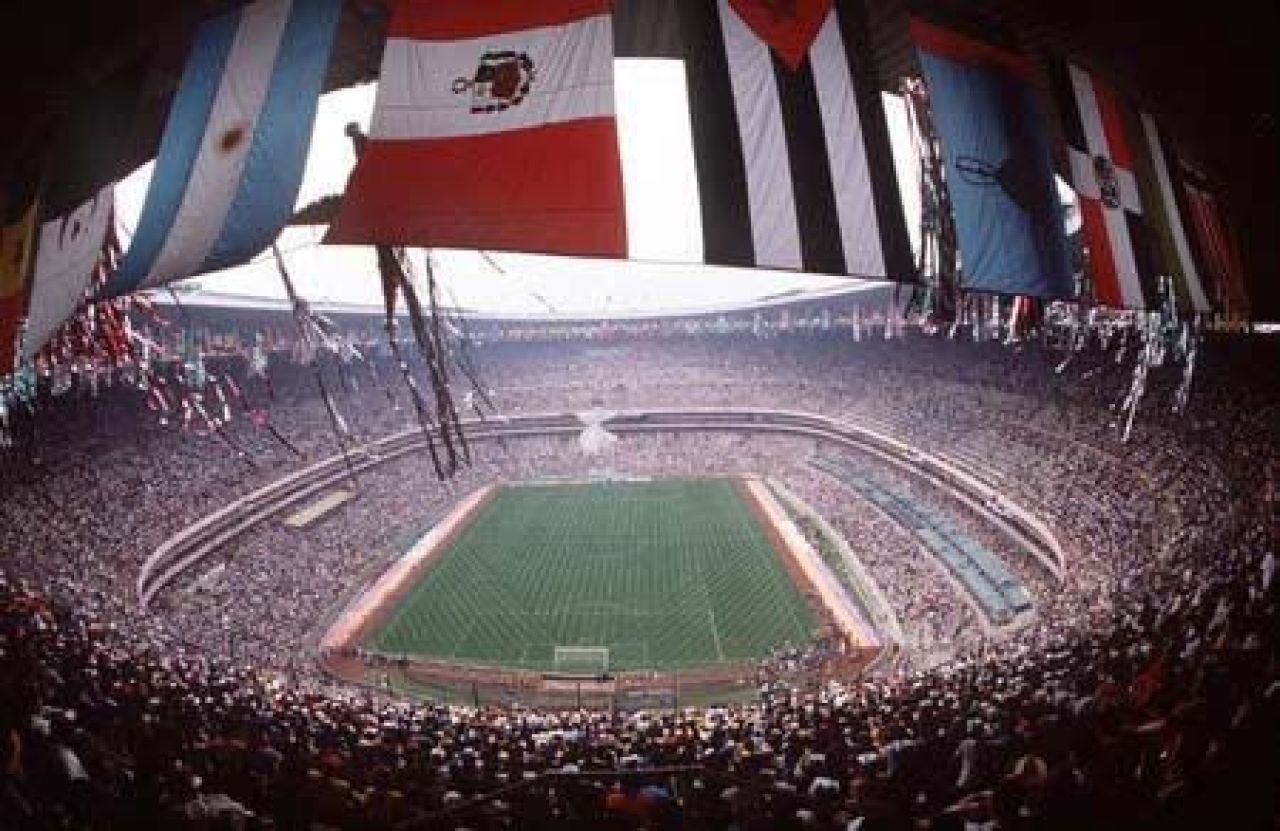De la Bernabeu la Estadio Azteca. Vezi TOP 10 cele mai mari STADIOANE DE FOTBAL_2
