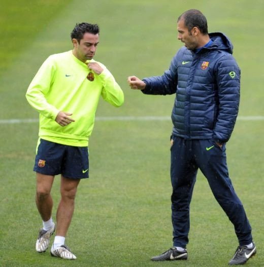 VIDEO / Starurile Barcei s-au antrenat la spital! Messi i-a vizitat pe copiii bolnavi_9