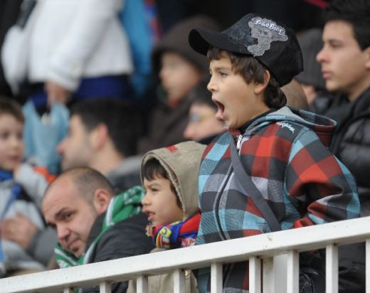 VIDEO / Starurile Barcei s-au antrenat la spital! Messi i-a vizitat pe copiii bolnavi_20