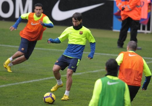 VIDEO / Starurile Barcei s-au antrenat la spital! Messi i-a vizitat pe copiii bolnavi_26