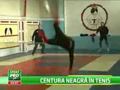 VIDEO: Familia Niculae a inventat un nou sport: fotbal-judo!