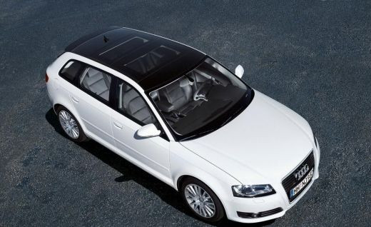 Topul lui Hugh Hefner: Masinile PLAYBOY ale anului 2009!_6