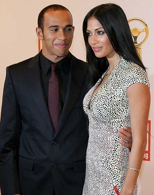 Lewis Hamilton s-a despartit de 