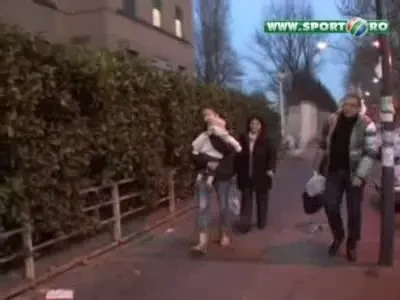 Chivu a fost vizitat de Adelina, fiica sa Natalia, mama sa, Materazzi si Stankovic! Mai mult la Stirile Pro TV din Sport, azi, ora 20:00!