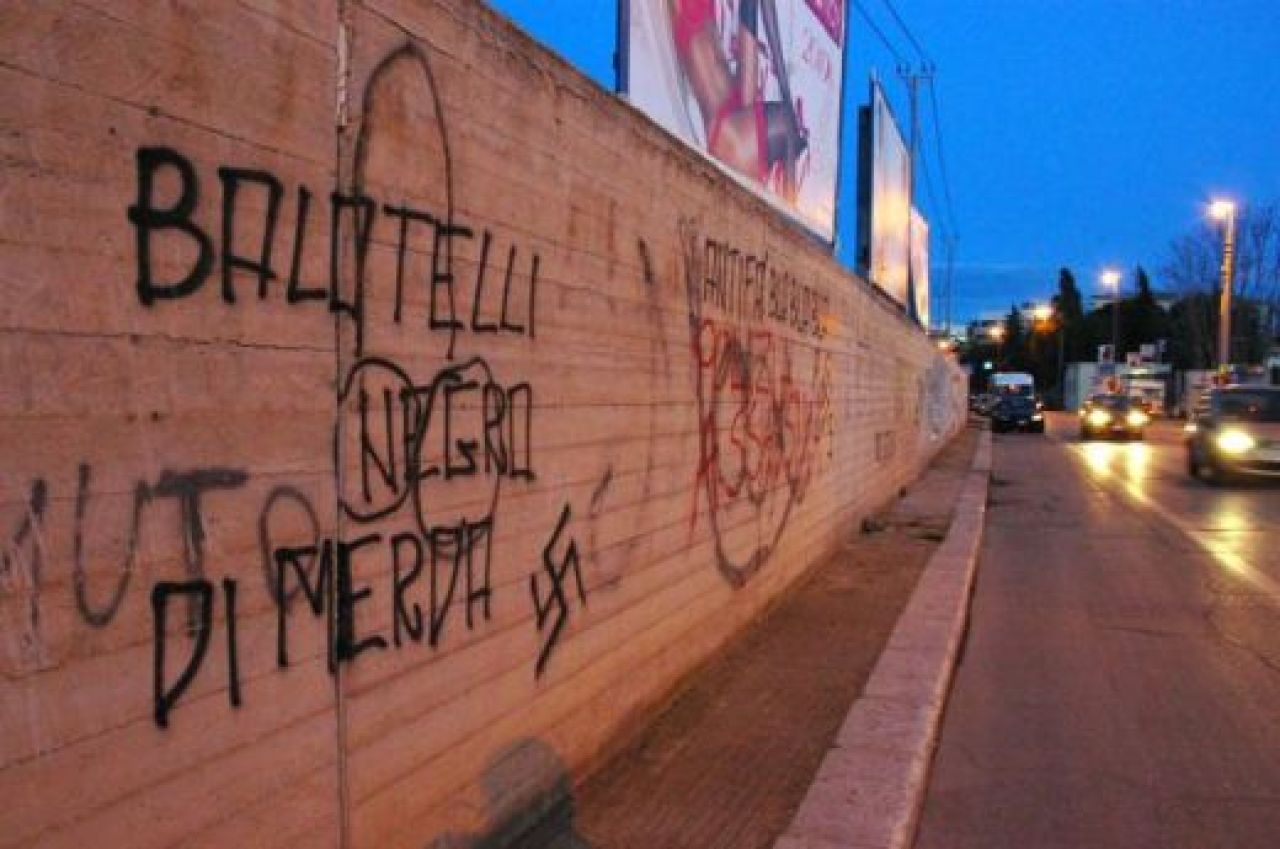 Scandalos! Super-Mario, tinta jignirilor rasiste in Italia!_7