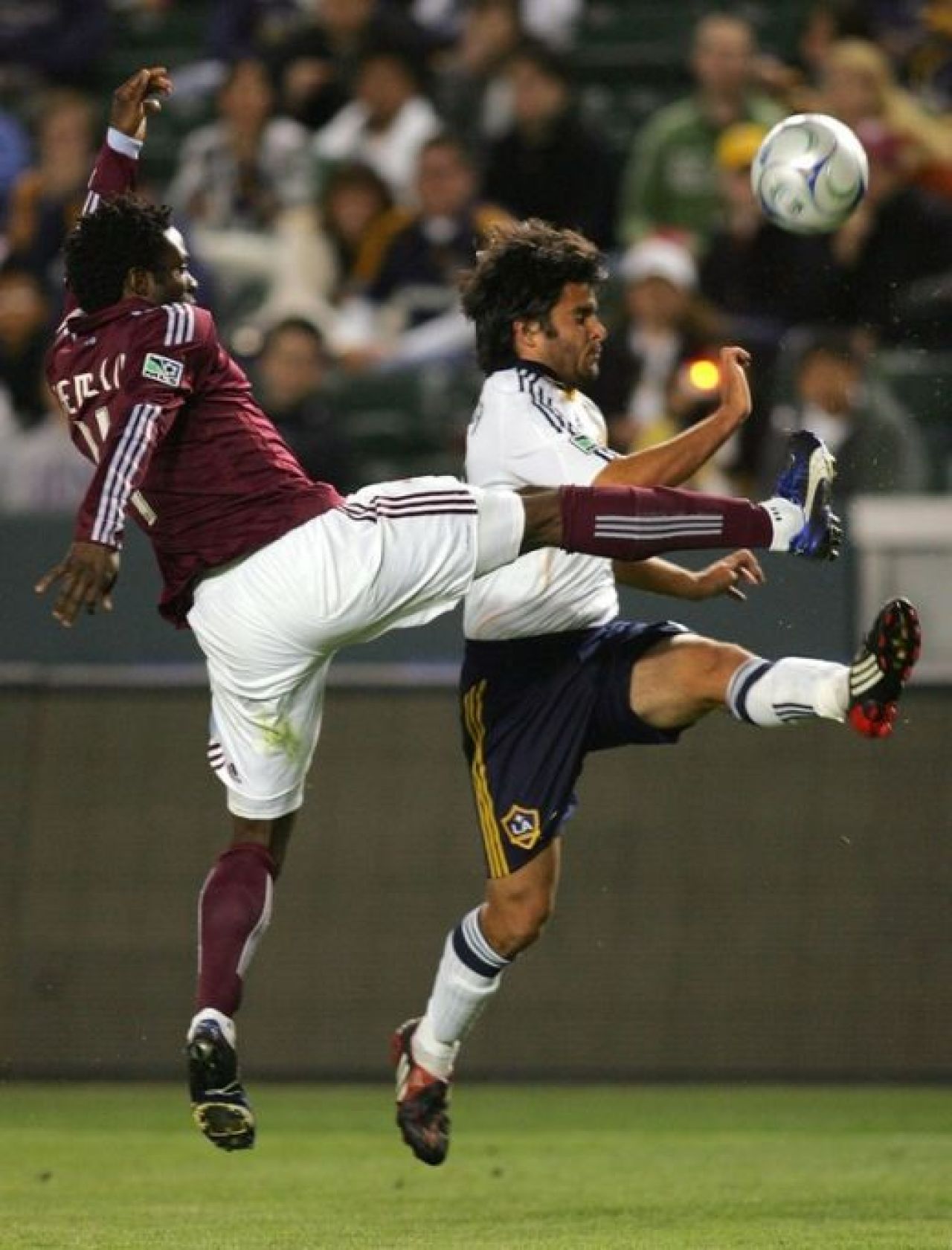 Josh Tudela de la Galaxy vine la Steaua: