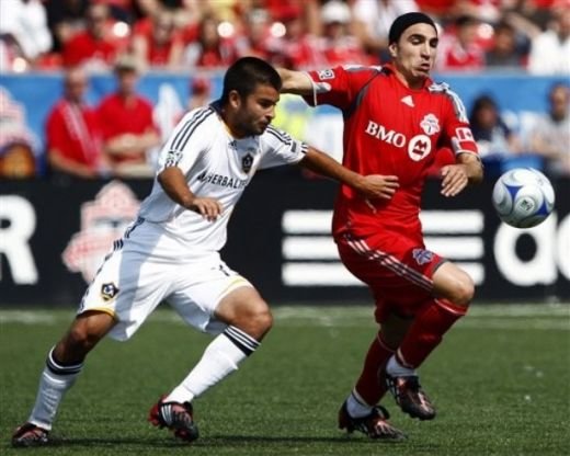 Josh Tudela de la Galaxy vine la Steaua: 