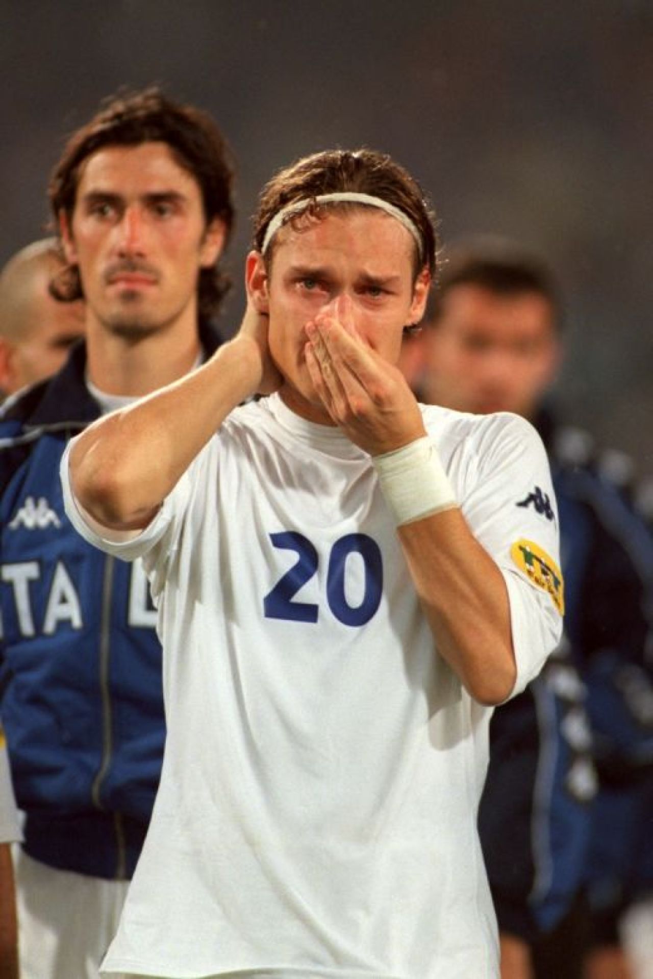De la Pele la Cristiano Ronaldo: TOP 10 FOTBALISTI PLANGACIOSI_6