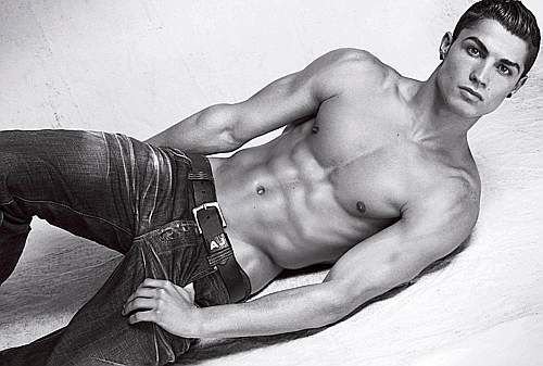 FOTO! Cristiano Ronaldo si Megan Fox, in lenjerie intima Armani!_3