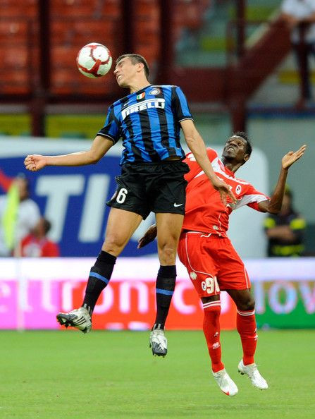 Luis Fabiano, cel mai bun brazilian din Europa! Vezi pe ce loc sunt Ronaldinho si Kaka:_26