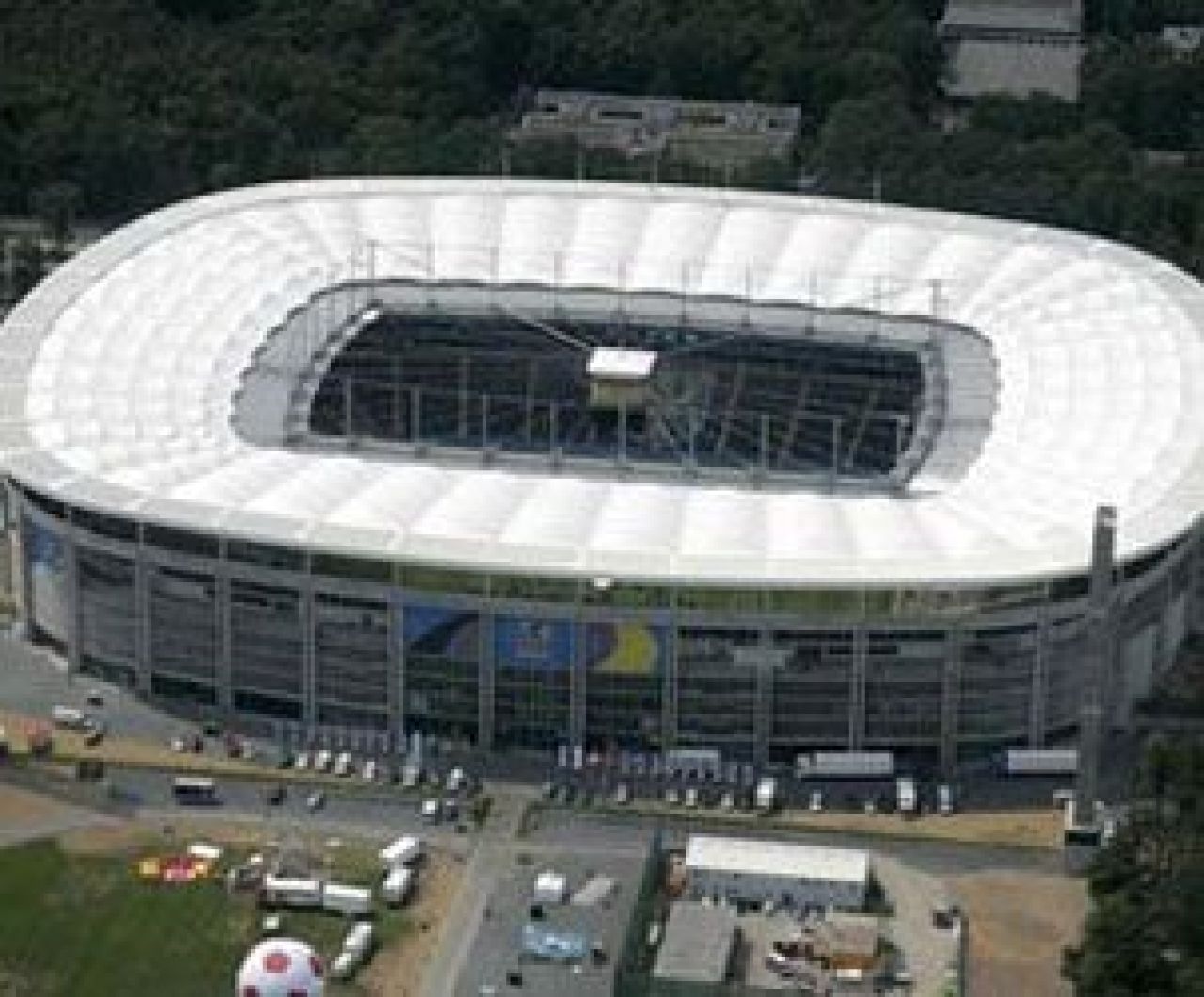 FOTO: Asa ar putea arata stadionul national din 2011!_4