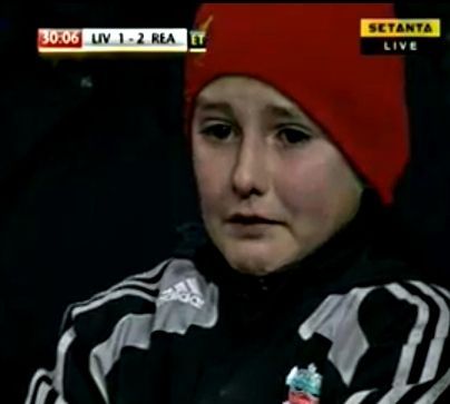 FOTO El e cel mai trist suporter al lui Liverpool!_3