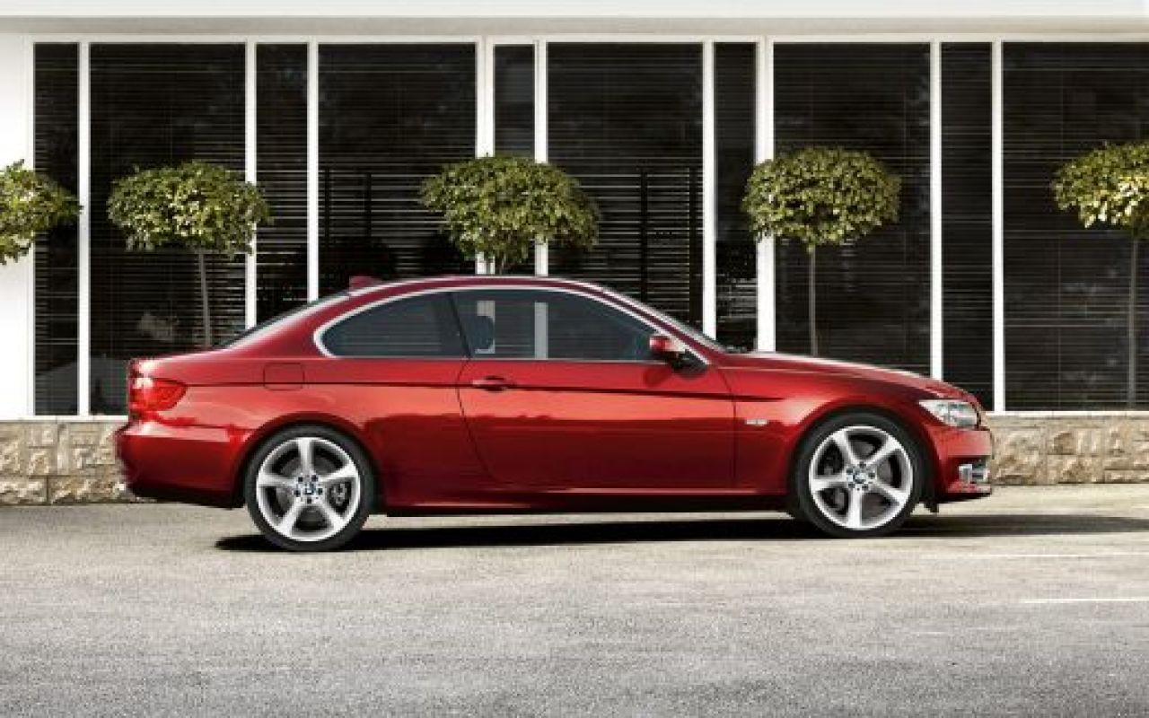 BMW a lansat noua Seria 3 Facelift!_10