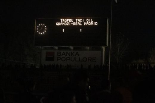 VIDEO Kaka si Ronaldo lasati in BEZNA! Vezi cum s-au chinuit pentru 2,5 milioane de euro!_2