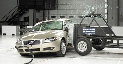 Maine, la ProMotor, 12:00: Jaf la mall-ul mare! Bonnie si Clyde in varianta Vintila si Fiesta!_2